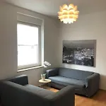 B - Sunny Business With Roof-top Terrace For 2-4 Guests Appartement Düsseldorf
