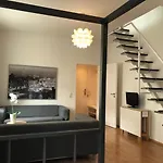 B - Sunny Business With Roof-top Terrace For 2-4 Guests Appartement Düsseldorf