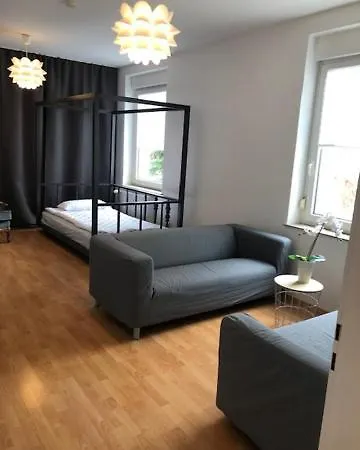 Appartement B - Sunny Business With Roof-top Terrace For 2-4 Guests