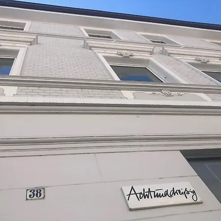 B - Sunny Business With Roof-top Terrace For 2-4 Guests Appartement Düsseldorf
