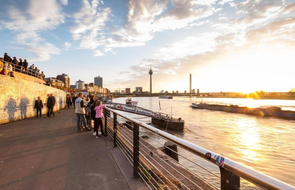 B - Sunny Business With Roof-top Terrace For 2-4 Guests Apartment *