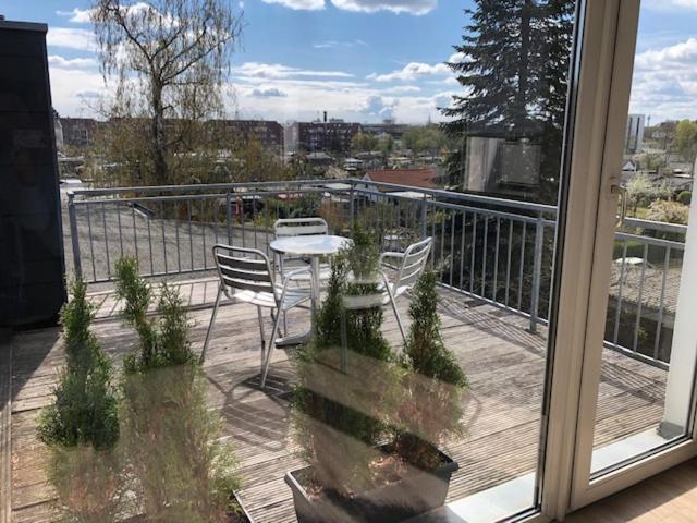 B - Sunny Business With Roof-top Terrace For 2-4 Guests Apartment