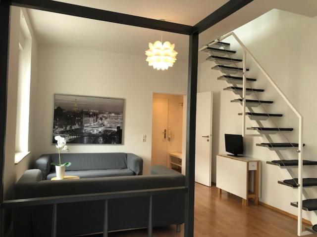 B - Sunny Business With Roof-top Terrace For 2-4 Guests Apartment Düsseldorf