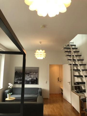 Apartment B - Sunny Business With Roof-top Terrace For 2-4 Guests *