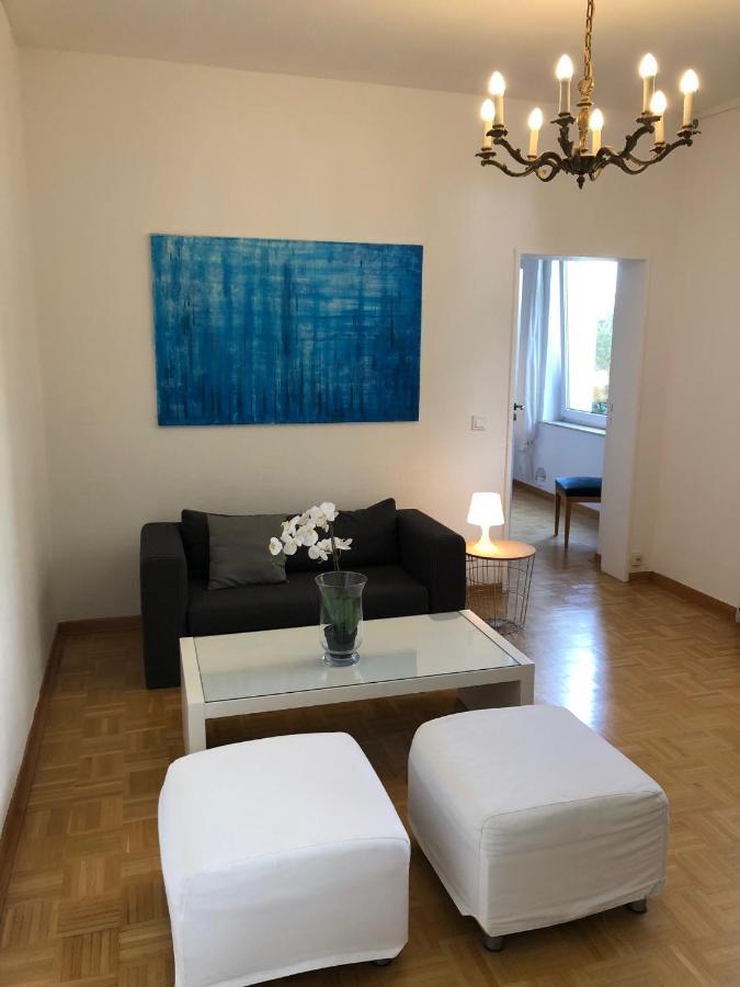 B - Sunny Business With Roof-top Terrace For 2-4 Guests Apartment Düsseldorf