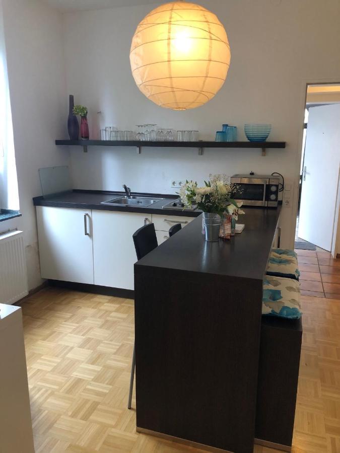 B - Sunny Business With Roof-top Terrace For 2-4 Guests * Düsseldorf